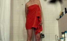 Sultry Mature Wife Reveals Her Lovely Curves In The Shower