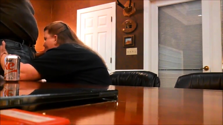 Amateur Fatty Blowjob - Fat Amateur Lady Reveals Her Blowjob Skills On Hidden Cam Video at Porn Lib